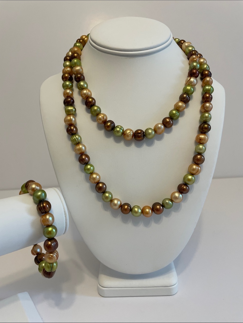 Endless Strand Multi-Colour Freshwater Pearl Necklace and Stretch Bracelet Set